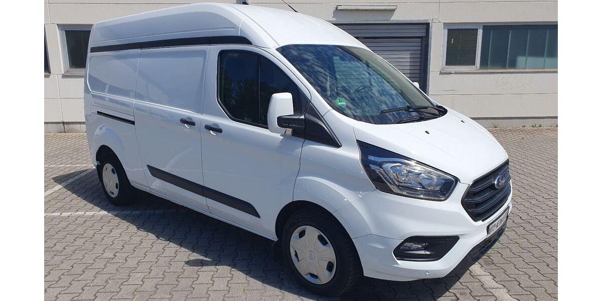 Ford Transit Custom 60.000 km 21.900 &euro; München 81825