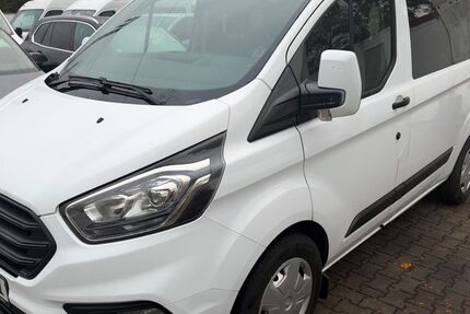 Ford Transit Custom 166.987 km 10.999 &euro; München OT Aubing-Lochhausen-Langwied 81243