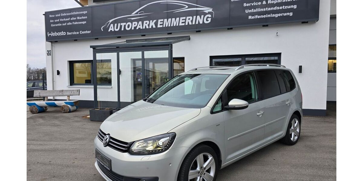 VW Touran 141.589 km 12.880 &euro; Emmering 82275