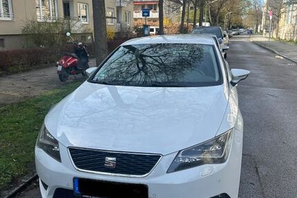 Seat Leon 97.300 km 9.000 &euro; München 80804