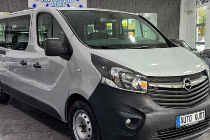 Opel Vivaro 185.679 km 8.990 &euro; München 81829