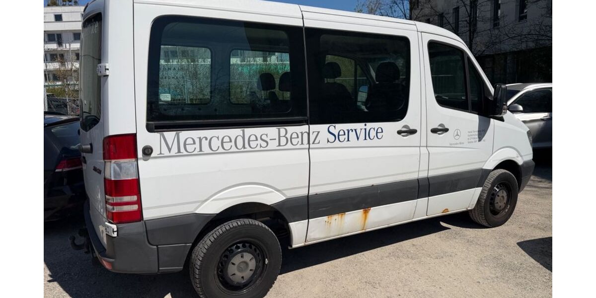 Mercedes-Benz Sprinter 121.617 km 7.999 &euro; München 80636