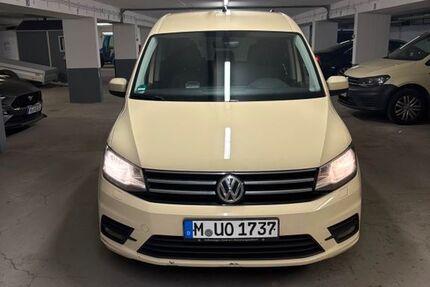 VW Caddy Maxi 523.000 km 7.490 &euro; Unterhaching 82008
