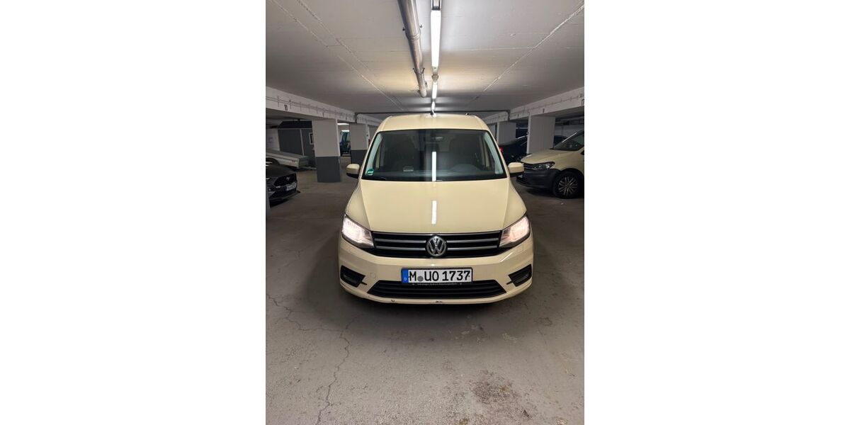 VW Caddy Maxi 523.000 km 7.490 &euro; Unterhaching 82008