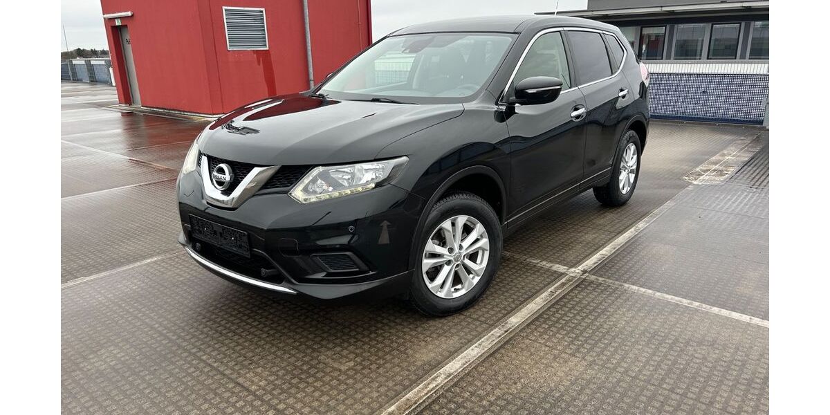 Nissan X-Trail 122.000 km 10.900 &euro; München 81829