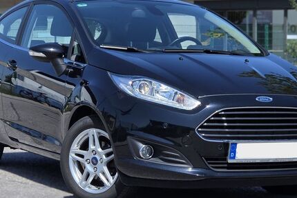 Ford Fiesta 152.593 km 5.500 &euro; München 81249