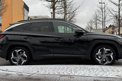 Hyundai TUCSON 149.000 km 23.500 &euro; München 80997