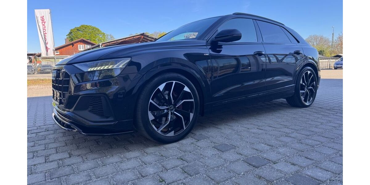 Audi Q8 209.000 km 44.999 &euro; München 81825
