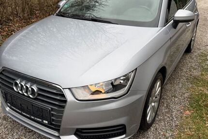 Audi A1 133.500 km 7.750 &euro; München 81827