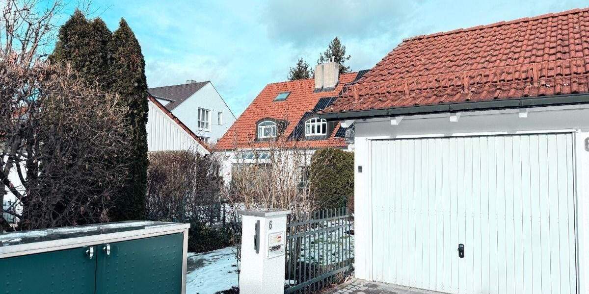 WEIGERT: Ansprechende, gehobene Doppelhaushälfte mit Doppelgarage in ruhiger Lage in Eichenau 5 zimmer