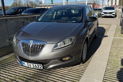 Lancia Delta 270.000 km 2.500 &euro; München 80939