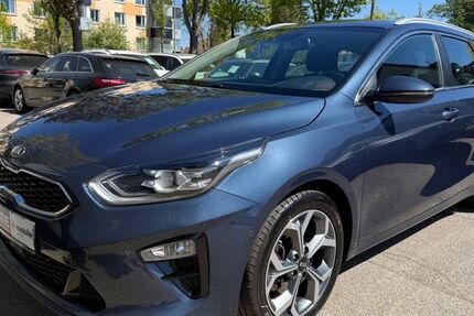 Kia ceed Sportswagon 136.936 km 13.900 &euro; München 81243