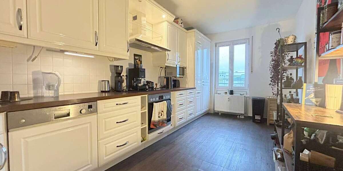 Zum Sommerbeginn: frei werdende Dachterrassen-Wohnung in Bogenhausen (Erbpacht) - Dachgeschoßwohnung München Bogenhausen | Angebot:26421627