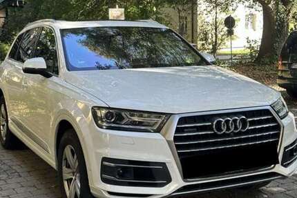 Audi Q7 145.000 km 40.900 &euro; München 81671