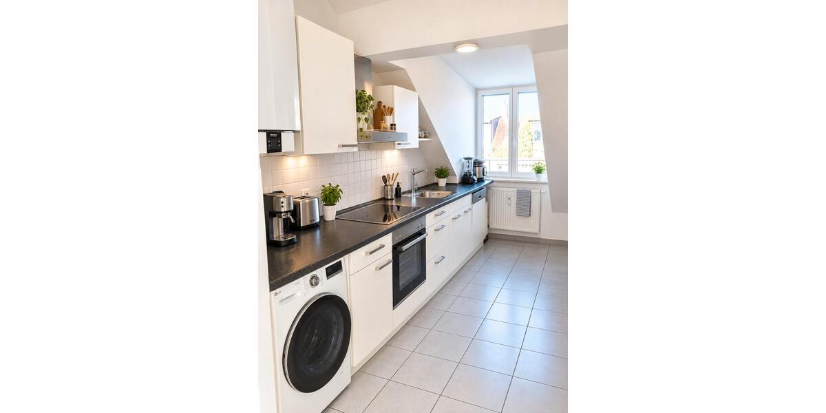 Dachgeschoßwohnung München Schwabing-Freimann - 3 Zimmer, 70 m&sup2;, 640.000&euro; | Angebot:27543757
