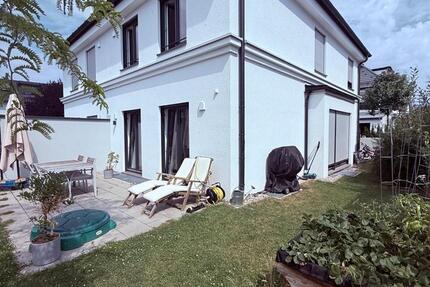 Haus München Bogenhausen - 5 Zimmer, 144 m&sup2;, 3.970&euro; | Angebot:26247760