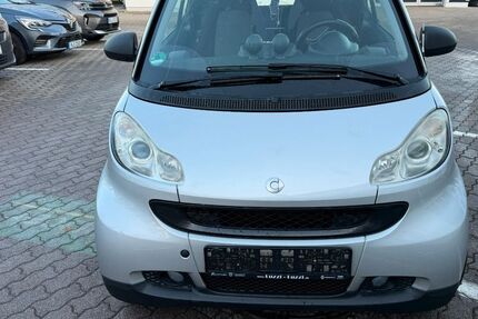 Smart ForTwo 51.701 km 5.990 &euro; München 81827