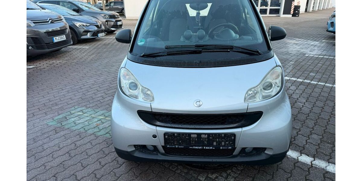 Smart ForTwo 51.701 km 5.990 &euro; München 81827