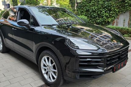 Porsche Cayenne 19.500 km 88.999 &euro; München 80689