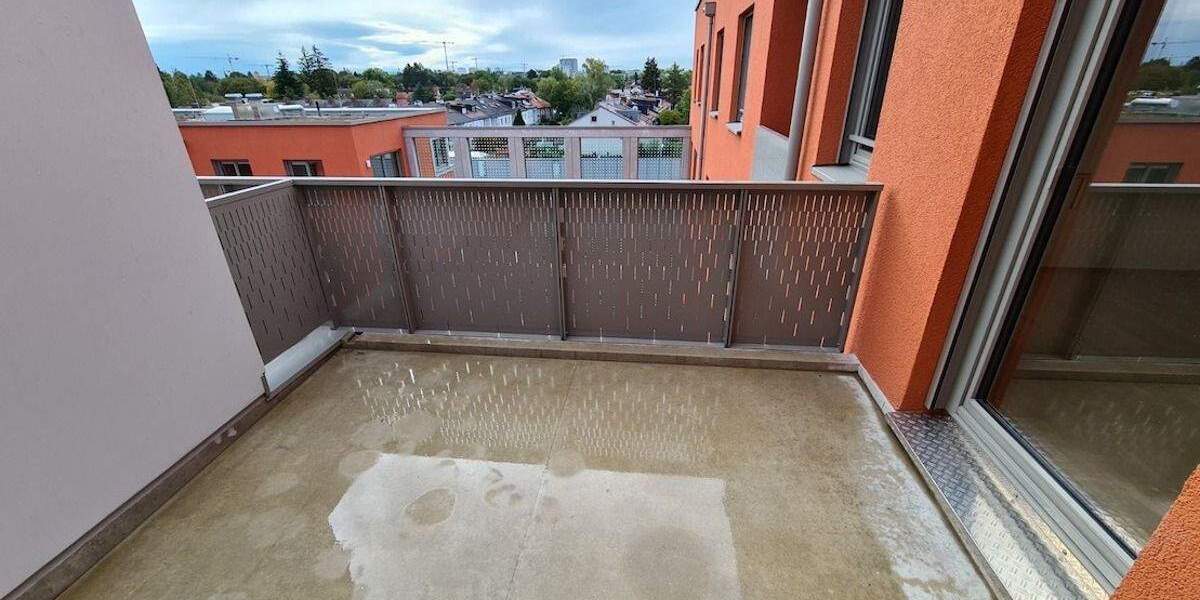 Etagenwohnung München Sendling-Westpark - 4 Zimmer, 95 m&sup2;, 2.175&euro; | Angebot:25262852
