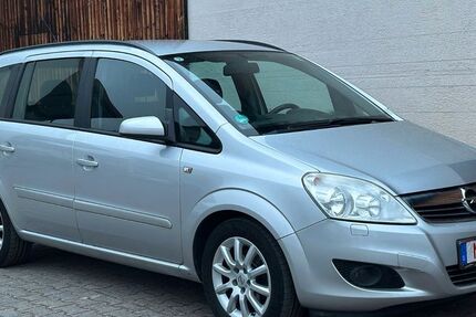 Opel Zafira 155.800 km 4.790 &euro; München 80995