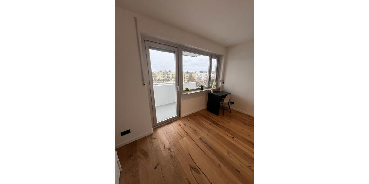 Etagenwohnung München Bogenhausen - 5 Zimmer, 73 m&sup2;, 690&euro; | Angebot:26363034