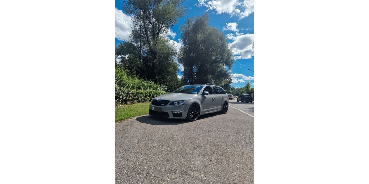 Skoda Octavia 135.000 km 21.100 &euro; München 80997