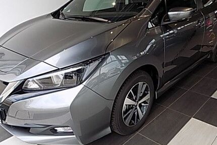 Nissan Leaf 14.046 km 15.490 € Freising 85356