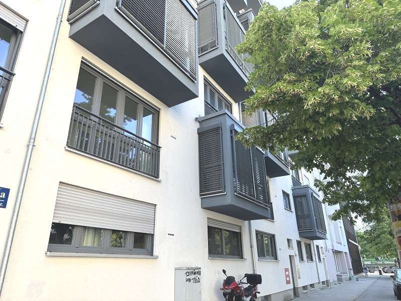 Wohnung zum Kaufen in München 405.000 € 52.08 m²
