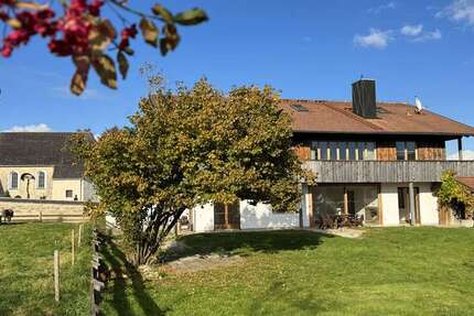 Haus zum Kaufen in Holzkirchen 885.000 € 132 m² 4 zimmer