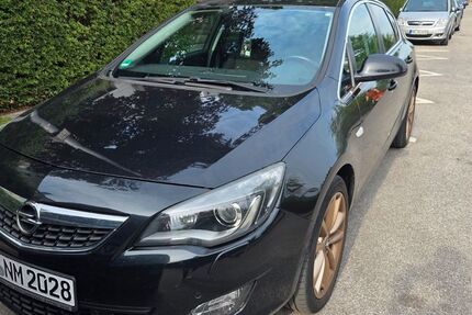 Opel Astra 160.000 km 5.500 &euro; München 81245