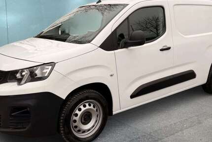 Peugeot Partner 110.000 km 11.999 € München 81243