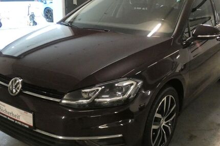 VW Golf 137.300 km 12.999 &euro; München 81825