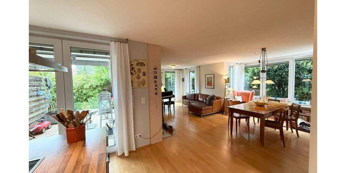 Ruhe, Qualität und Raum zum Leben - ein Zuhause, das Familien und Paare gleichermaßen begeistert. 4 zimmer