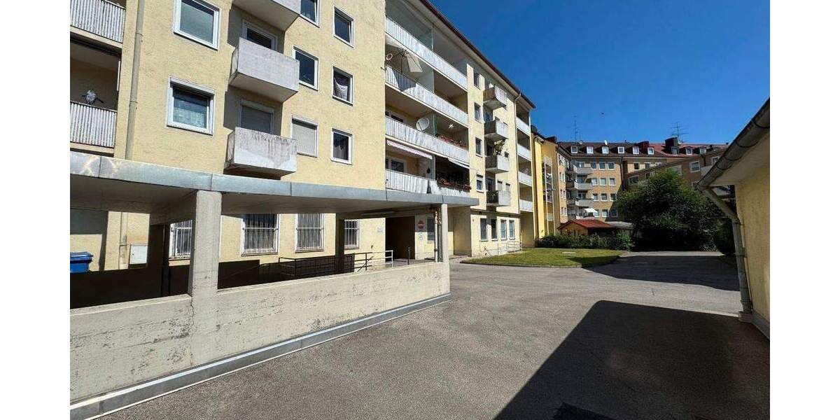 Garagen / Stellplätze München Moosach - 19.990&euro; | Angebot:25796555