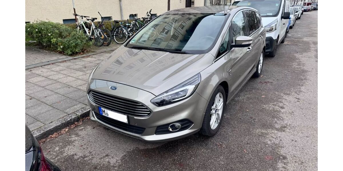 Ford S-Max 112.000 km 17.000 &euro; München 81377