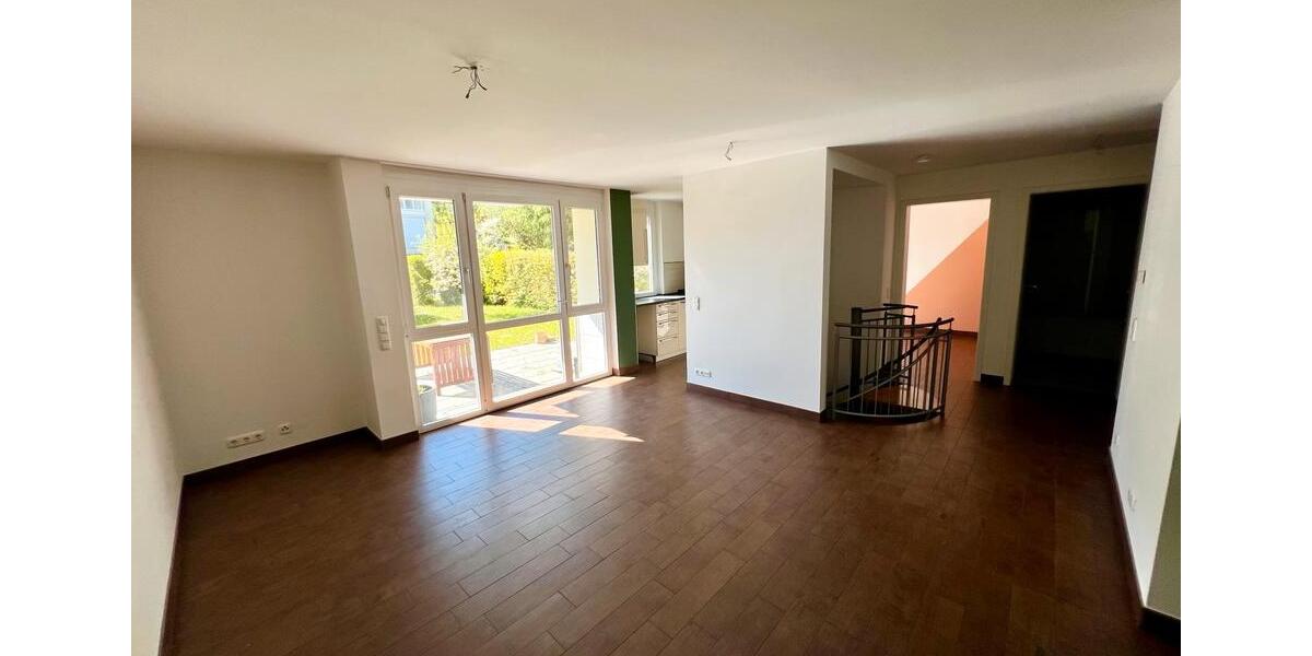 Erdgeschoßwohnung München Moosach - 3.5 Zimmer, 71 m&sup2;, 640.000&euro; | Angebot:25414264