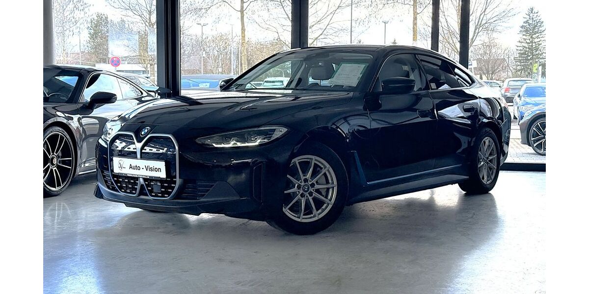 BMW i4 98.542 km 28.880 &euro; München 81825