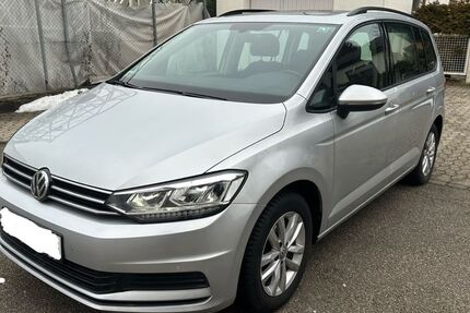 VW Touran 74.000 km 17.990 &euro; München 80939