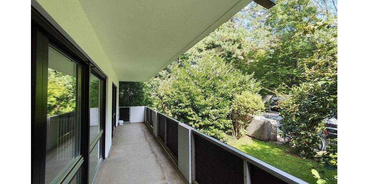 Toplage, stark renovierungsbedürftig 4 zimmer