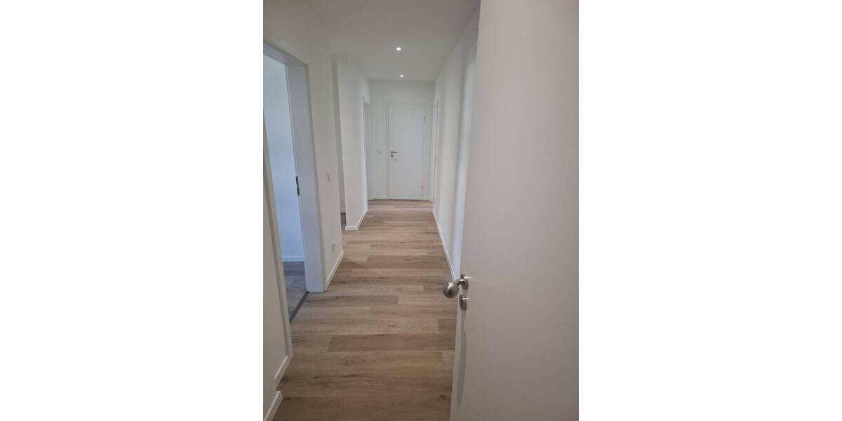 Etagenwohnung Unterhaching - 3 Zimmer, 76 m&sup2;, 1.450&euro; | Angebot:26887916