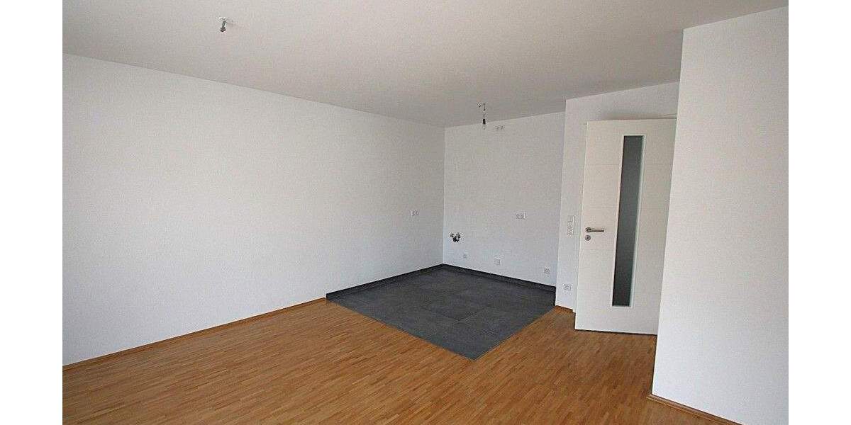 **Attraktiver Wohntraum** Sonnige 3 Zimmer-Whg. mit Balkon, TG + Stpl. in Neufahrn (S1) 3 zimmer