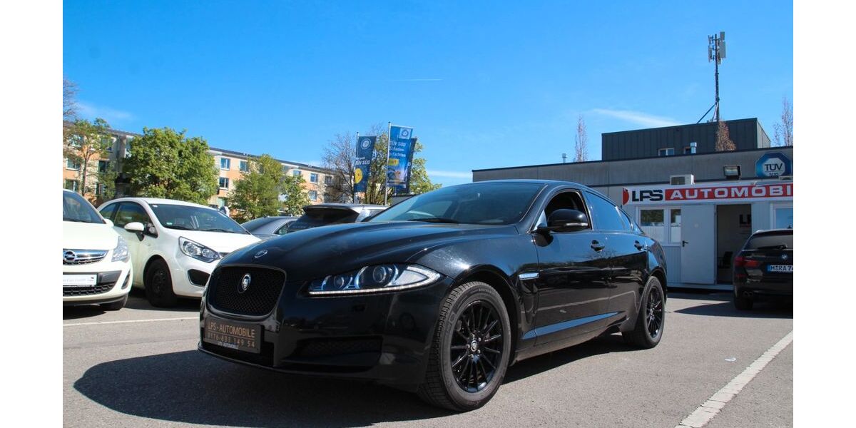 Jaguar XF 124.000 km 11.990 &euro; München 81243