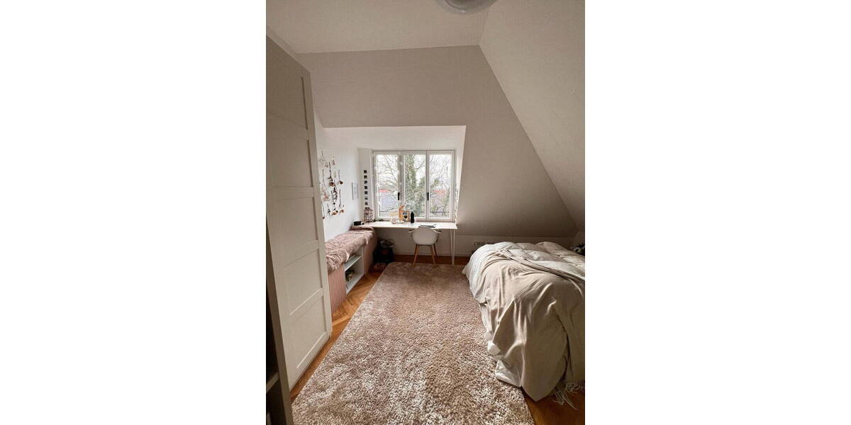 Doppelhaushälfte München Allach-Untermenzing - 7 Zimmer, 165 m&sup2;, 1.560.000&euro; | Angebot:26041234