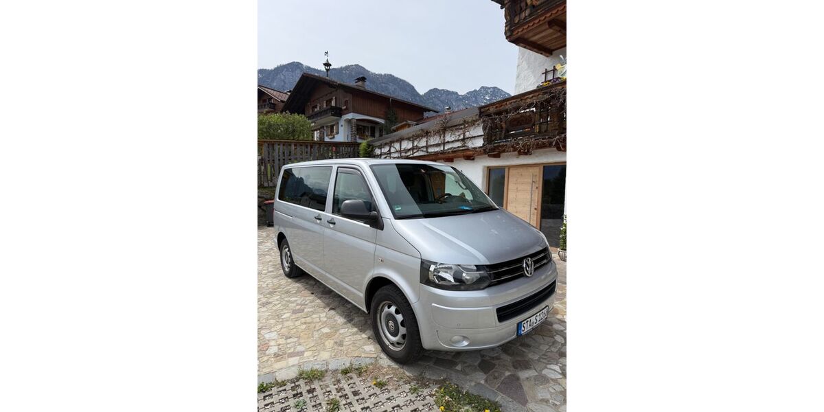 VW T5 Multivan 131.400 km 21.000 &euro; Seefeld 82229