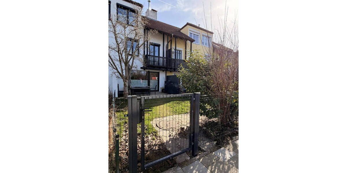 Reihenmittelhaus München Bogenhausen - 7 Zimmer, 129 m&sup2;, 1.499.999&euro; | Angebot:26417648