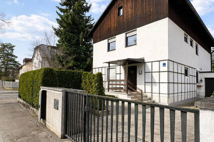 Haus München Hadern - 9 Zimmer, 235 m&sup2;, 1.320.000&euro; | Angebot:26142964