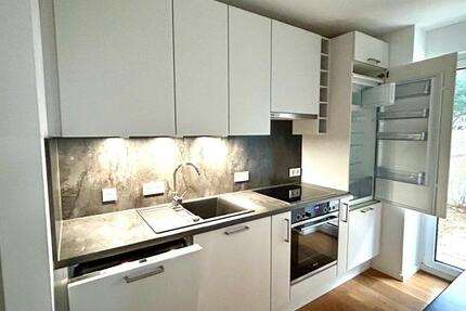 Stilvolle, neuwertige 3-Zimmer-Wohnung mit drei Terrassen 3 zimmer