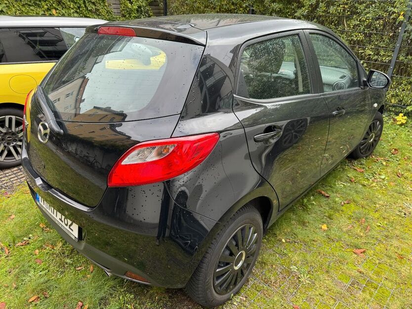 Mazda 2 59.600 km 7.250 € München 80801