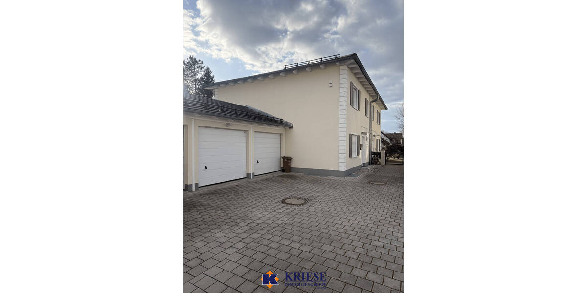 Doppelhaushälfte Germering Unterpfaffenhofen - 4 Zimmer, 132 m&sup2;, 2.600&euro; | Angebot:26029971